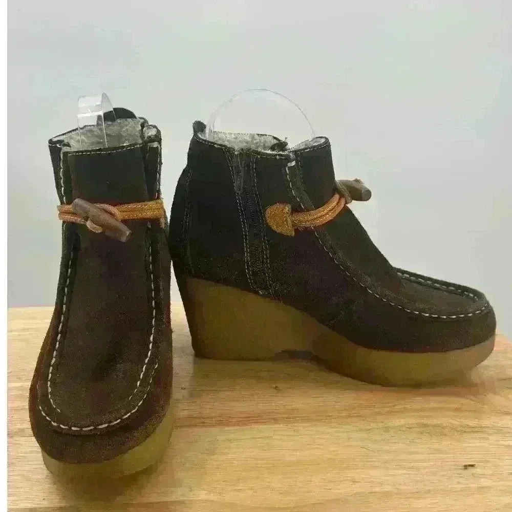 Tommy‎ Girl Brown Suede Wedge Ankle Boots Sherpa Lined Women's Sz 7 Stylish